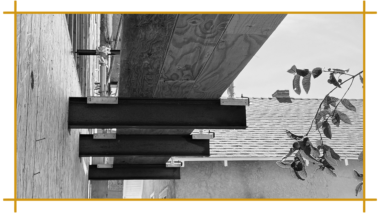 Cantilevered Scaffolding